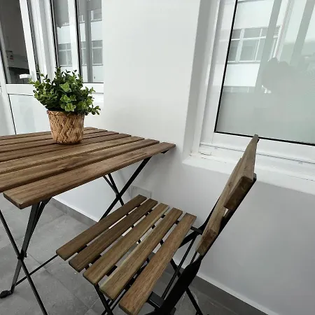 Apartamento De 3 A Estrenar En Ferrol